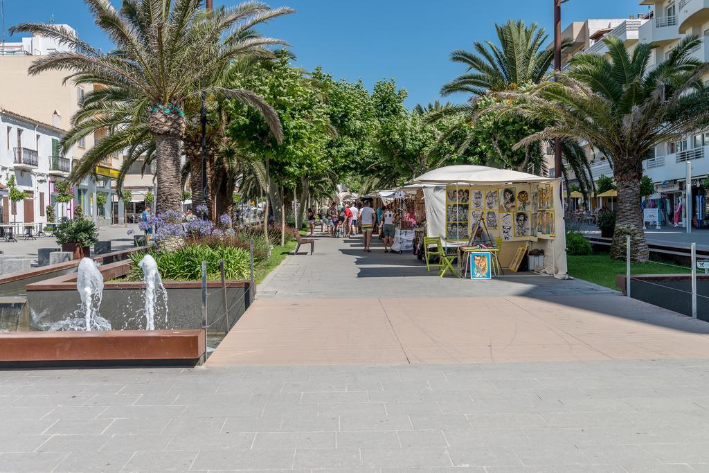 Pierre & Vacances Ros Ibiza Santa Eularia des Riu Esterno foto