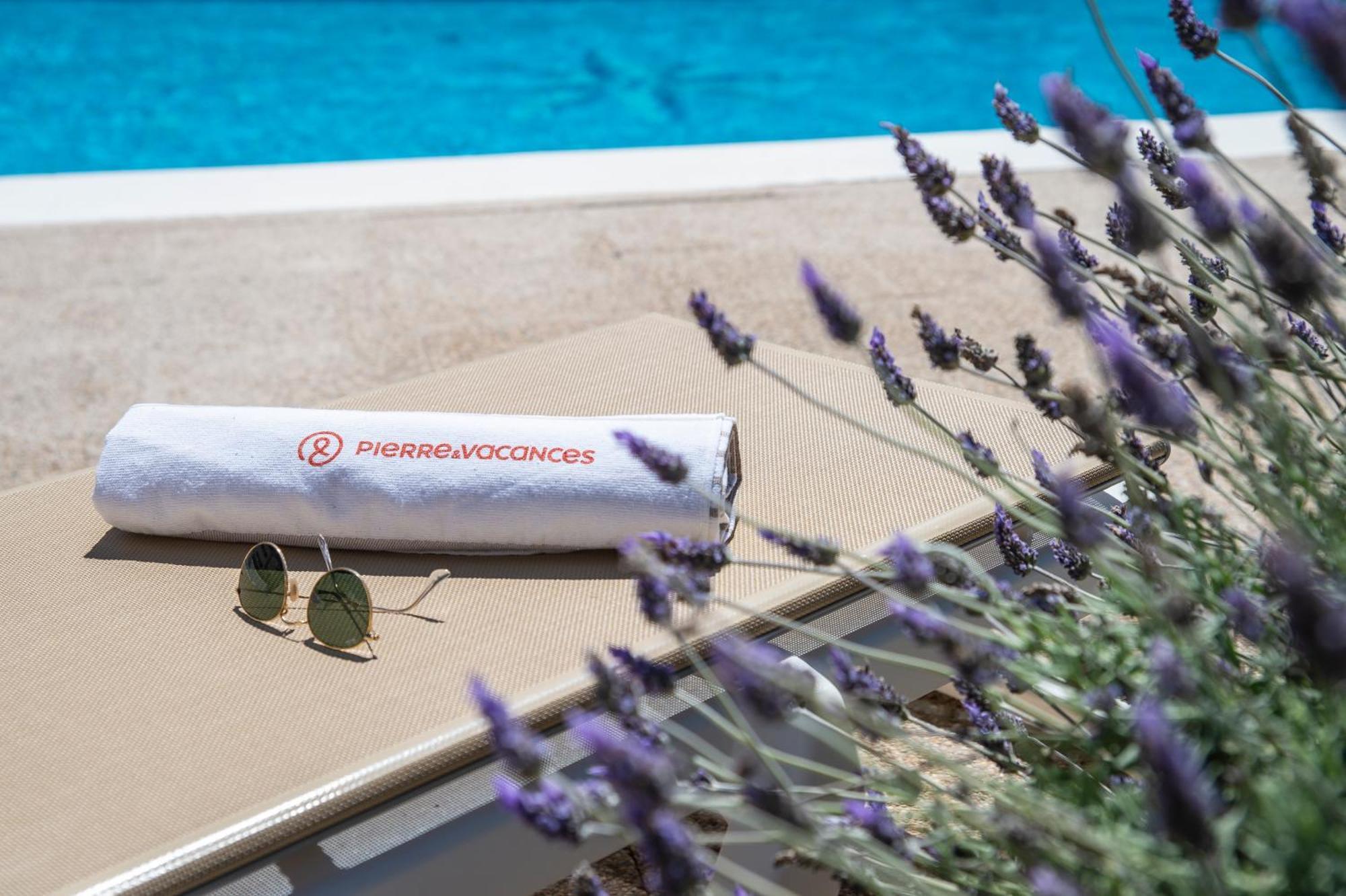 Pierre & Vacances Ros Ibiza Santa Eularia des Riu Esterno foto
