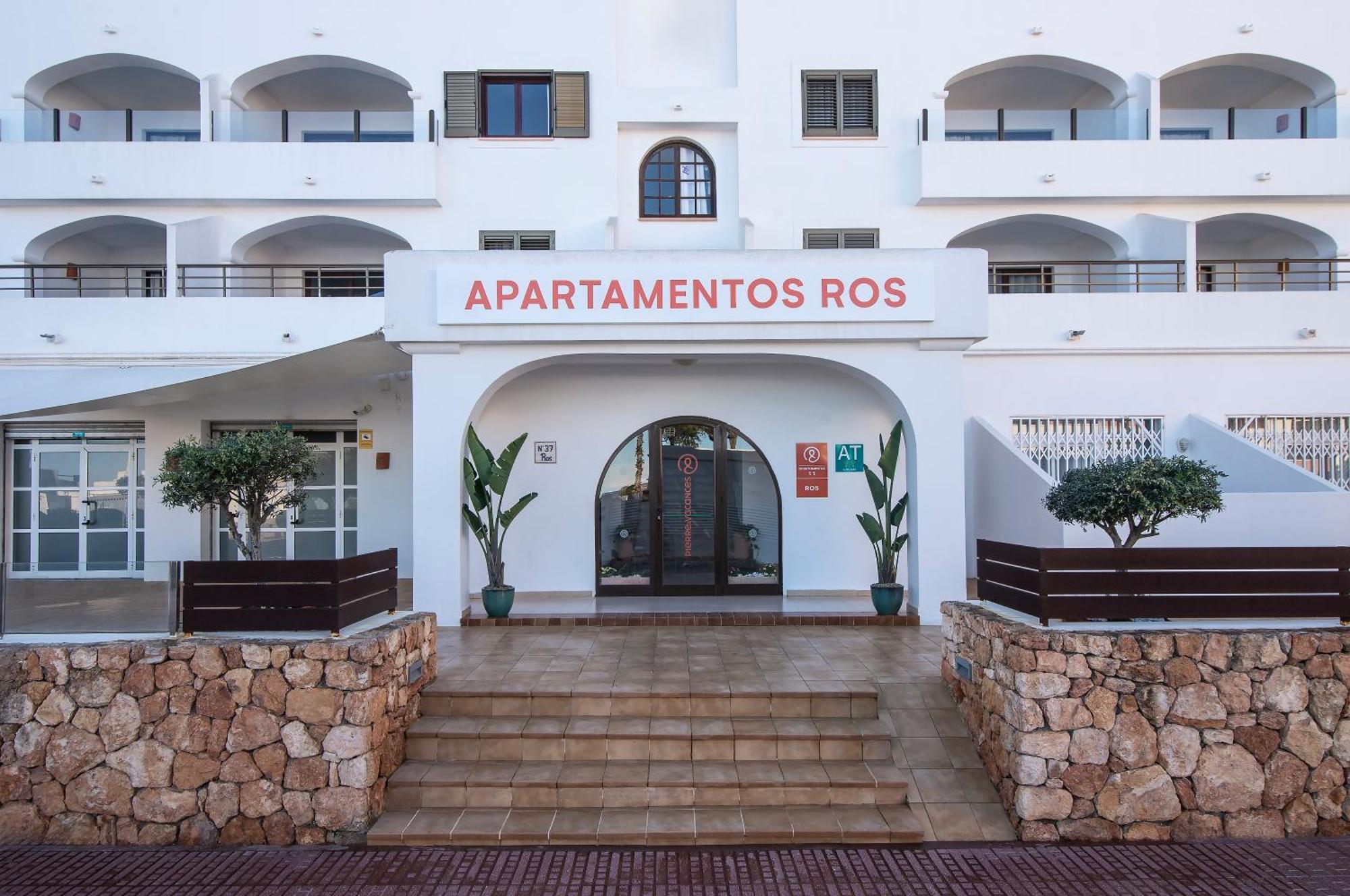 Pierre & Vacances Ros Ibiza Santa Eularia des Riu Esterno foto