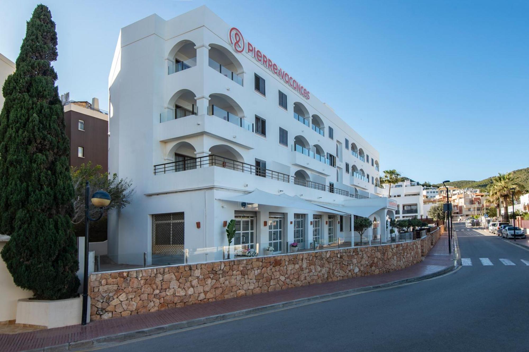 Pierre & Vacances Ros Ibiza Santa Eularia des Riu Esterno foto