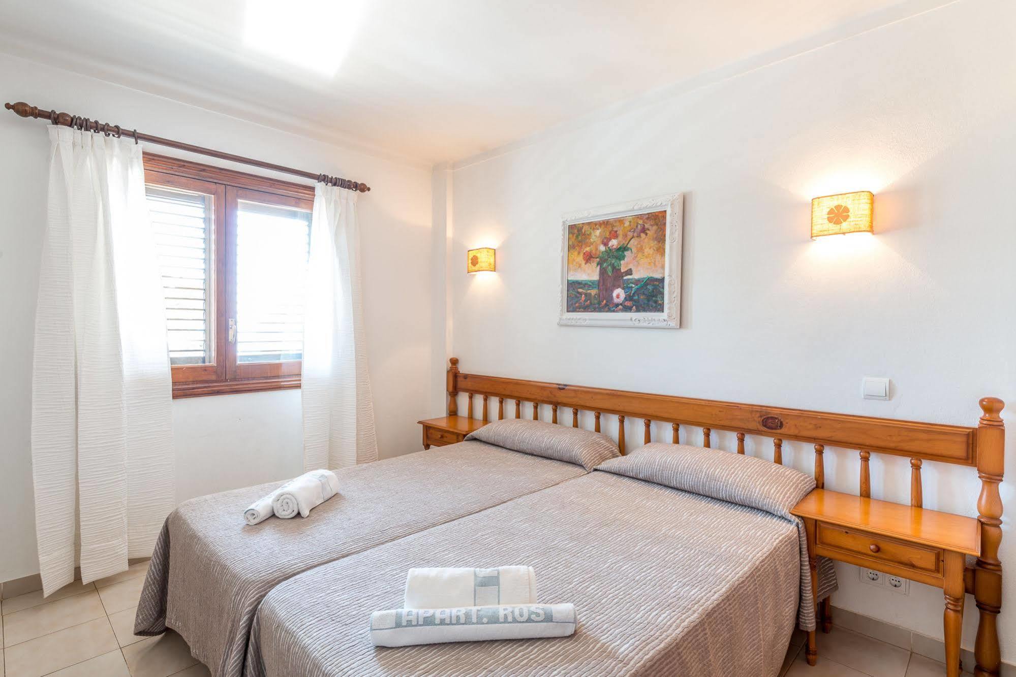 Pierre & Vacances Ros Ibiza Santa Eularia des Riu Esterno foto